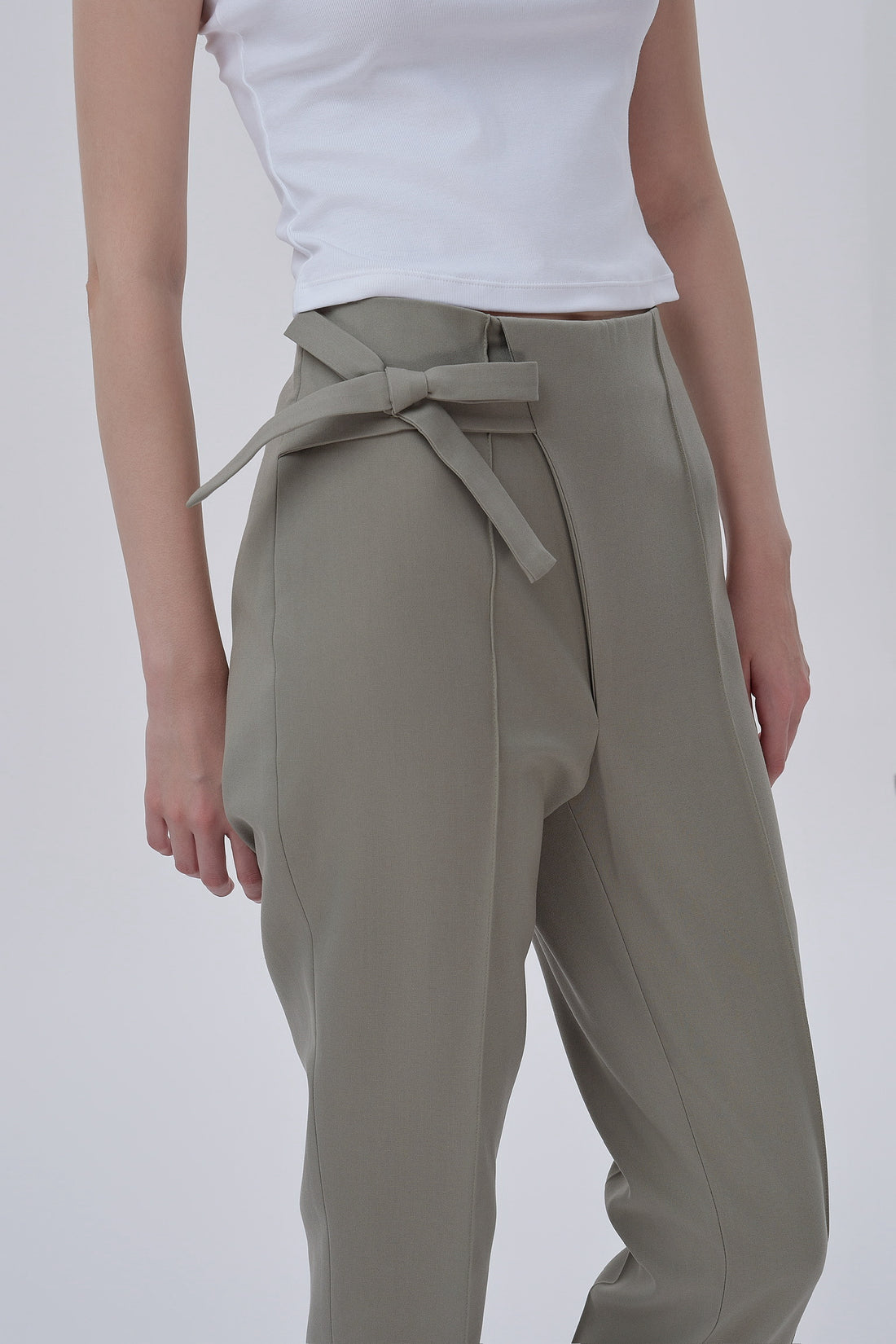 Nicoll Pleated Pants