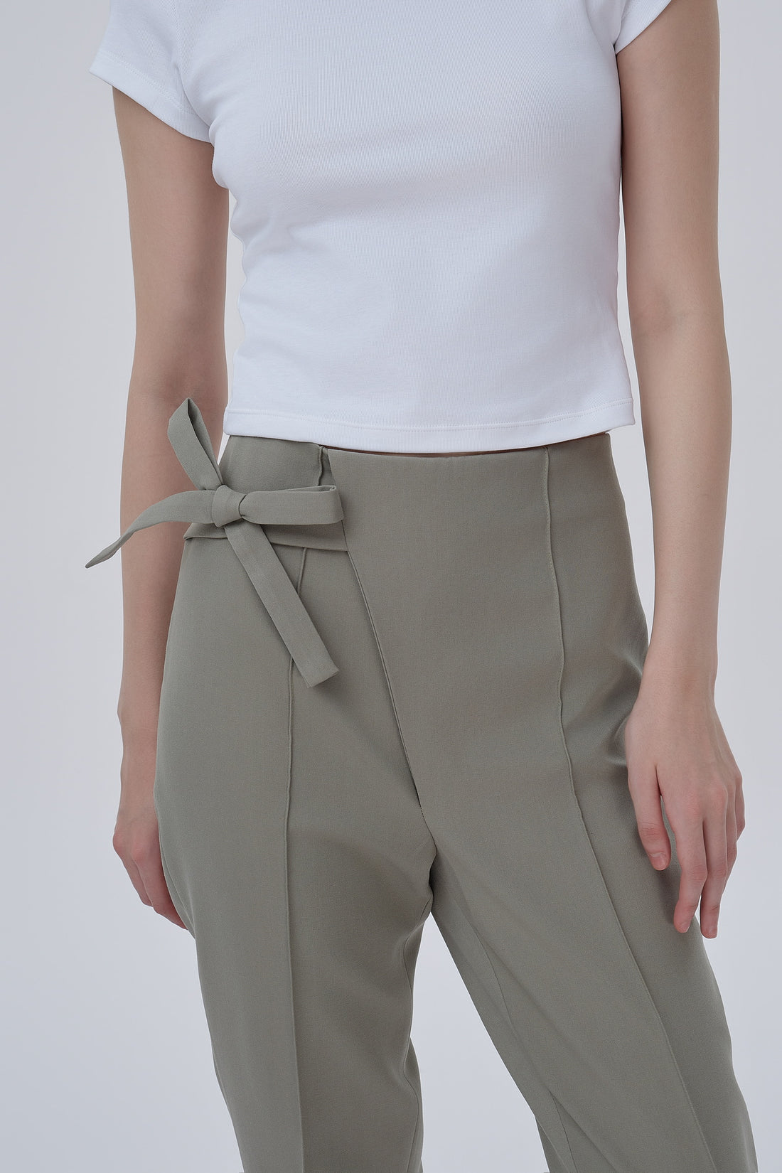 Nicoll Pleated Pants